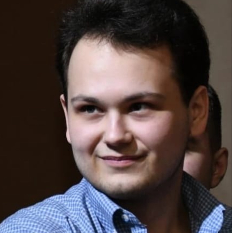 Массажист Артур